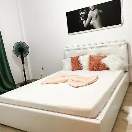 My Place Брашов